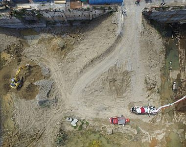 Fotogrametrično merjenje količine materiala za izkop v gradbeni jami na Frankopanski ulici v Ljubljani